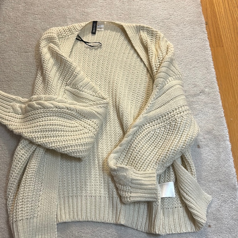 H&M sweater
